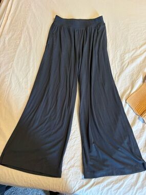 Richer Poorer black casual pants